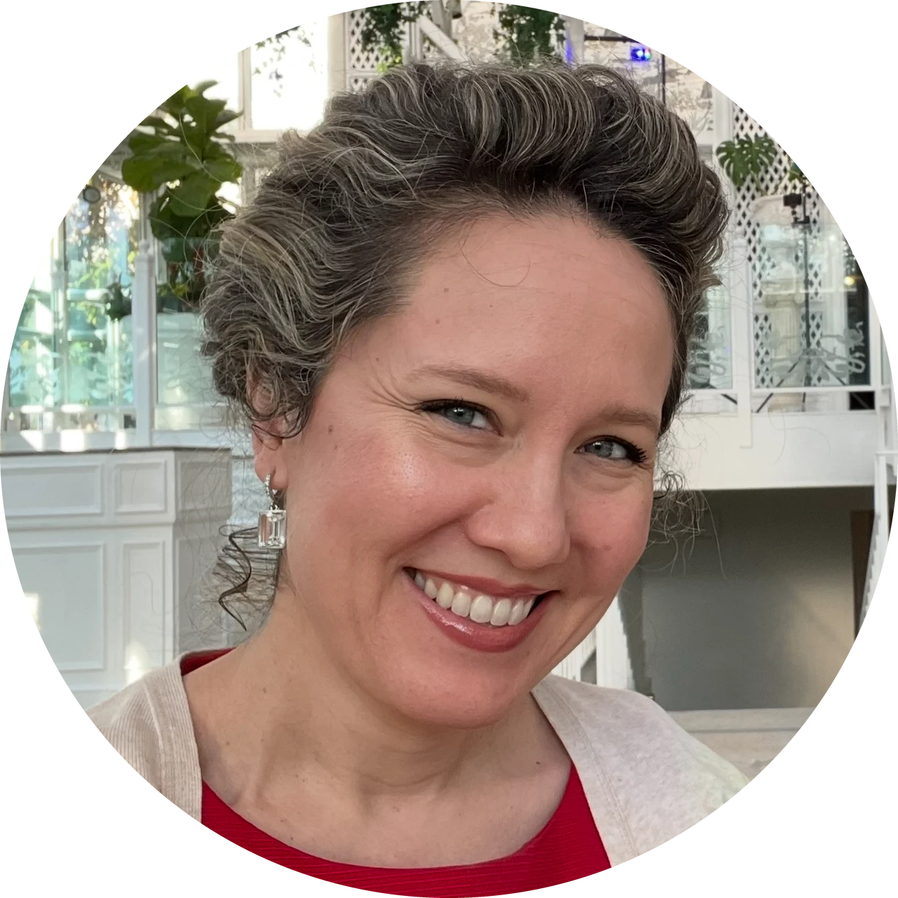 lynley-rounded Lynley Nofer — Business Analyst — Travel Automation